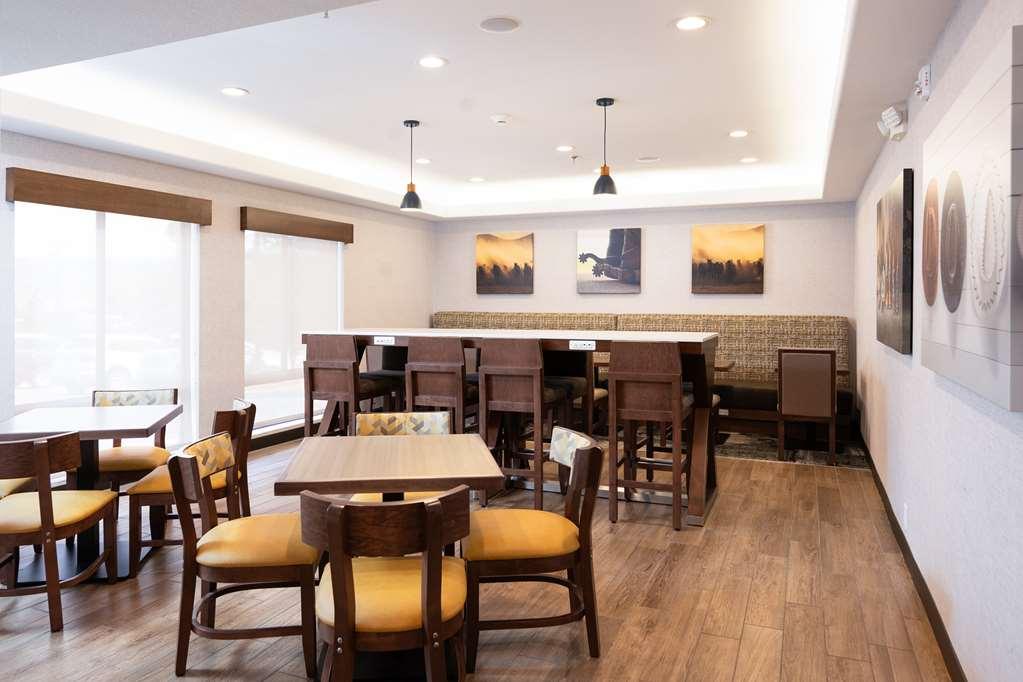 杜兰戈汉普顿酒店 餐厅 照片
